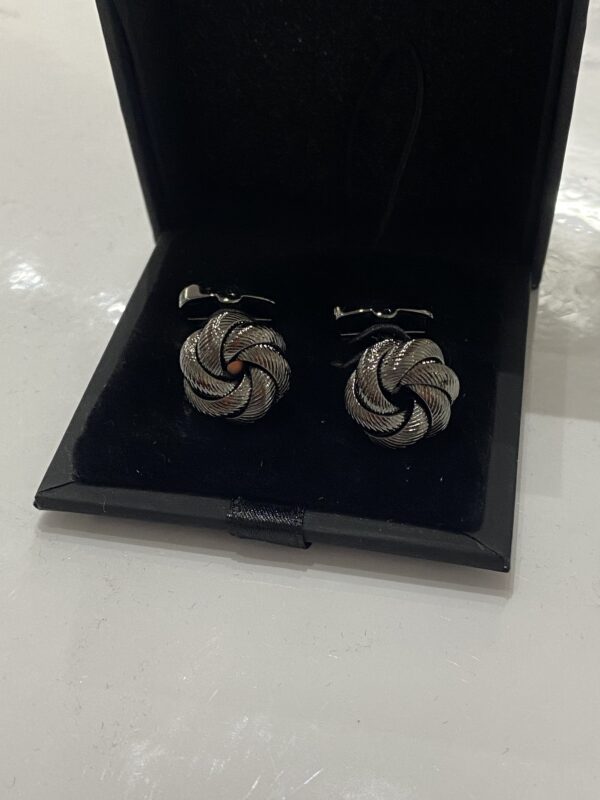 Knot Pewter Cufflink
